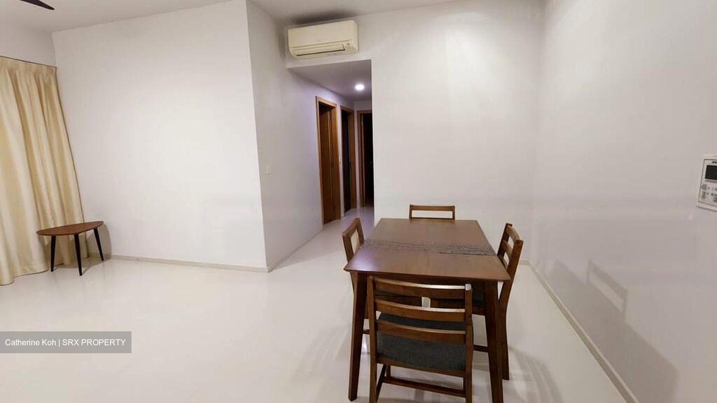 Vacanza @ East (D14), Condominium #619432981